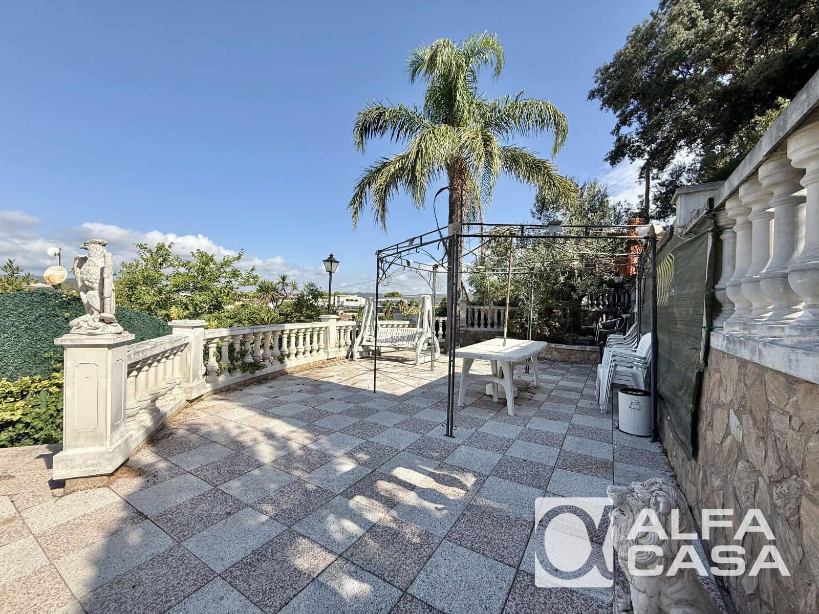 7 bedroom Villa for sale in Lloret de Mar with pool garage - € 700,000 (Ref: 9385806)