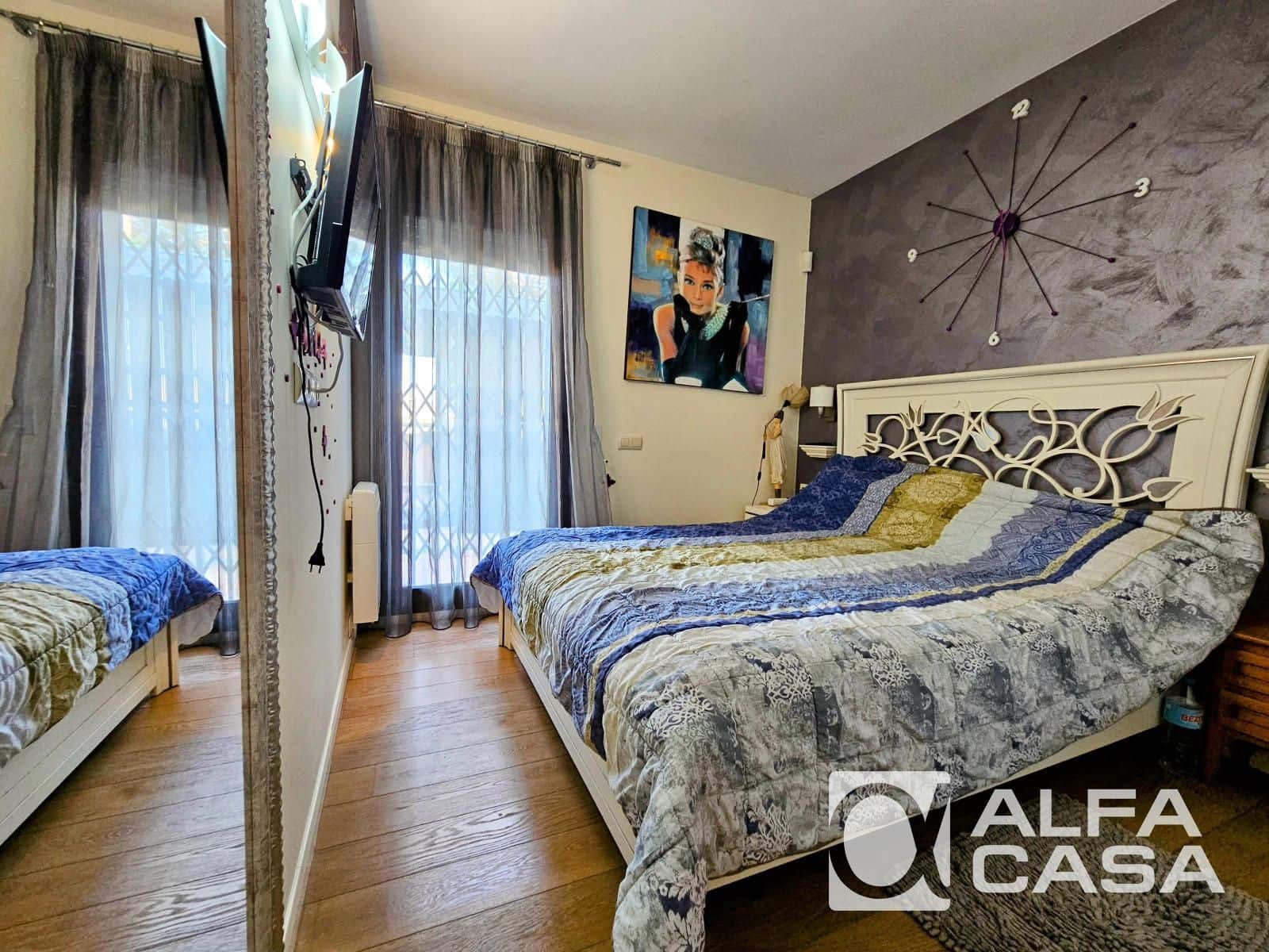 3 sypialnia Mieszkanie na sprzedaż w Lloret de Mar z basenem garażem - 475 000 € (Ref: 9385808)