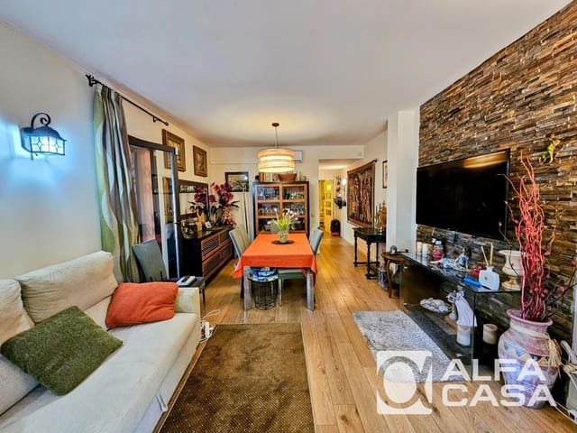 3 sypialnia Mieszkanie na sprzedaż w Lloret de Mar z basenem garażem - 475 000 € (Ref: 9385808)