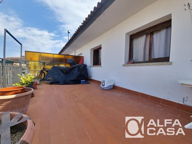 3 makuuhuone Asunto myytävänä paikassa Lloret de Mar - 225 000 € (Ref: 9385809)