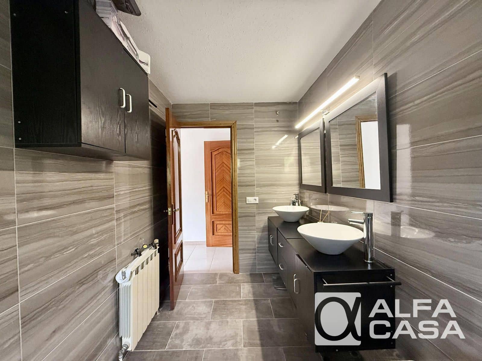 3 bedroom Villa for sale in Lloret de Mar with pool garage - € 297,000 (Ref: 9385810)