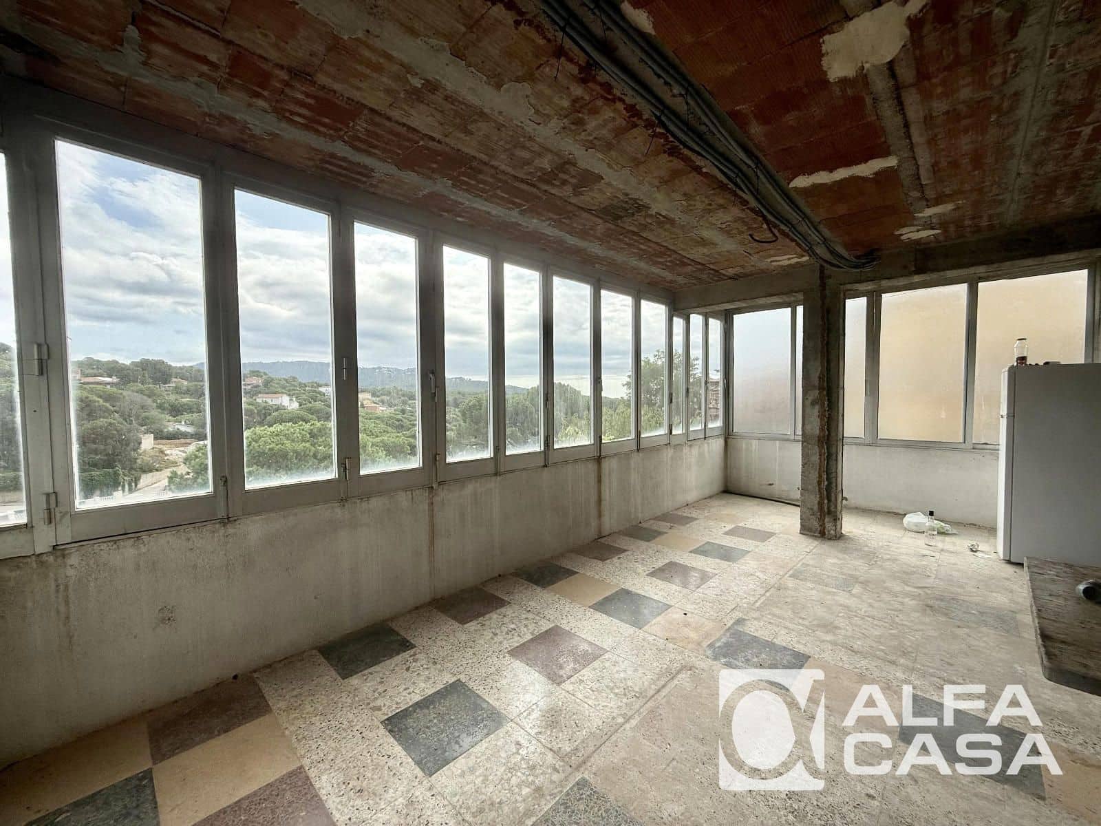 3 bedroom Villa for sale in Lloret de Mar with pool garage - € 297,000 (Ref: 9385810)