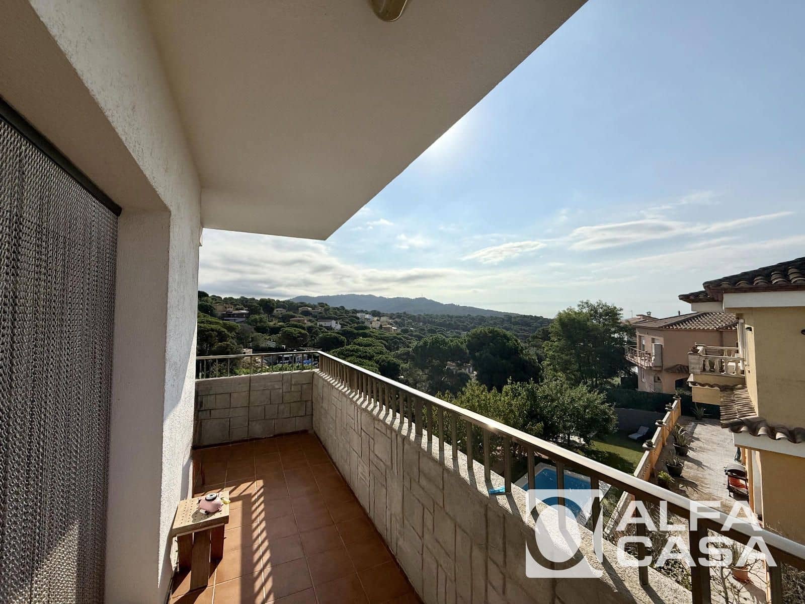 3 bedroom Villa for sale in Lloret de Mar with pool garage - € 297,000 (Ref: 9385810)