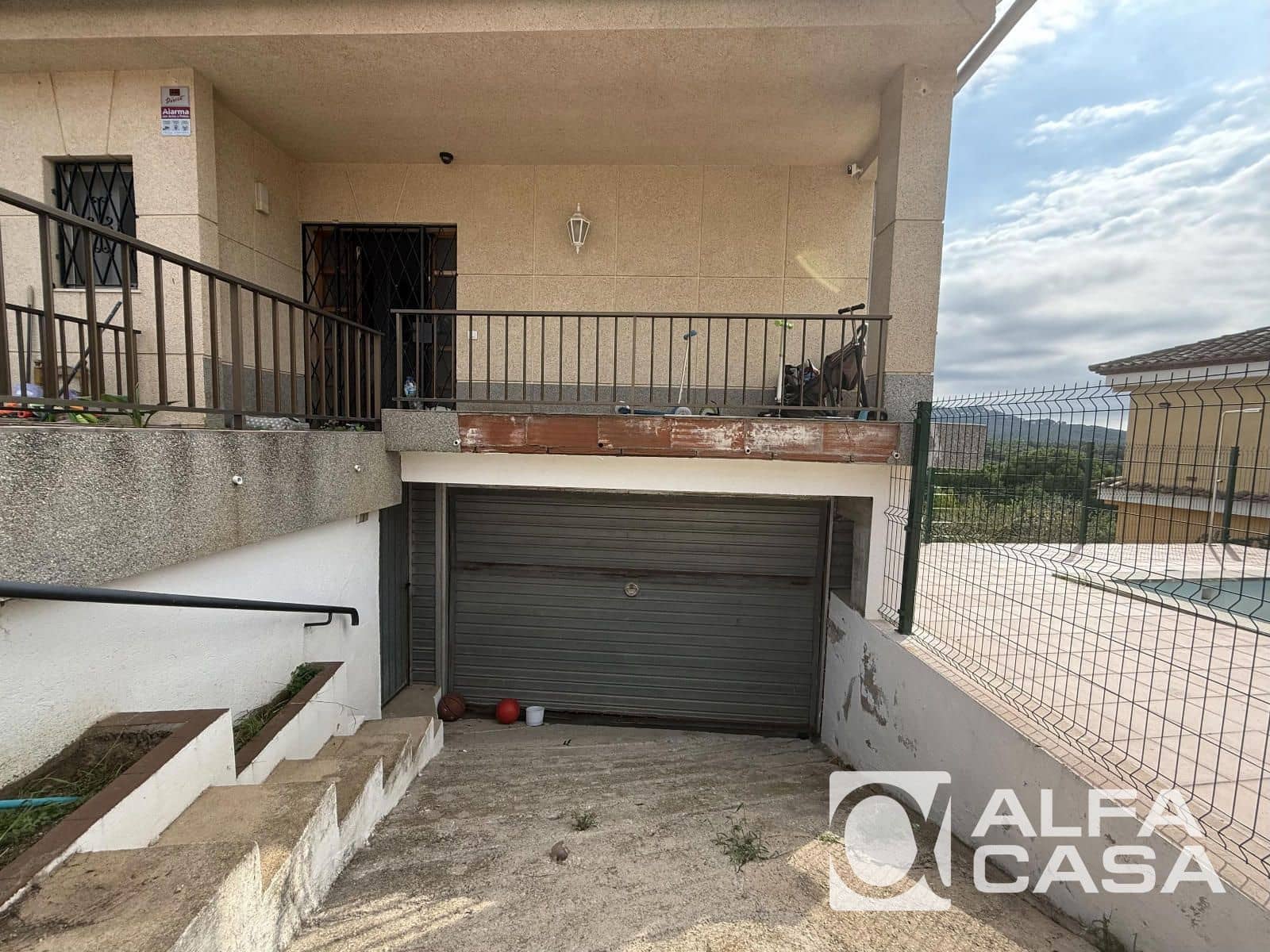 3 bedroom Villa for sale in Lloret de Mar with pool garage - € 297,000 (Ref: 9385810)