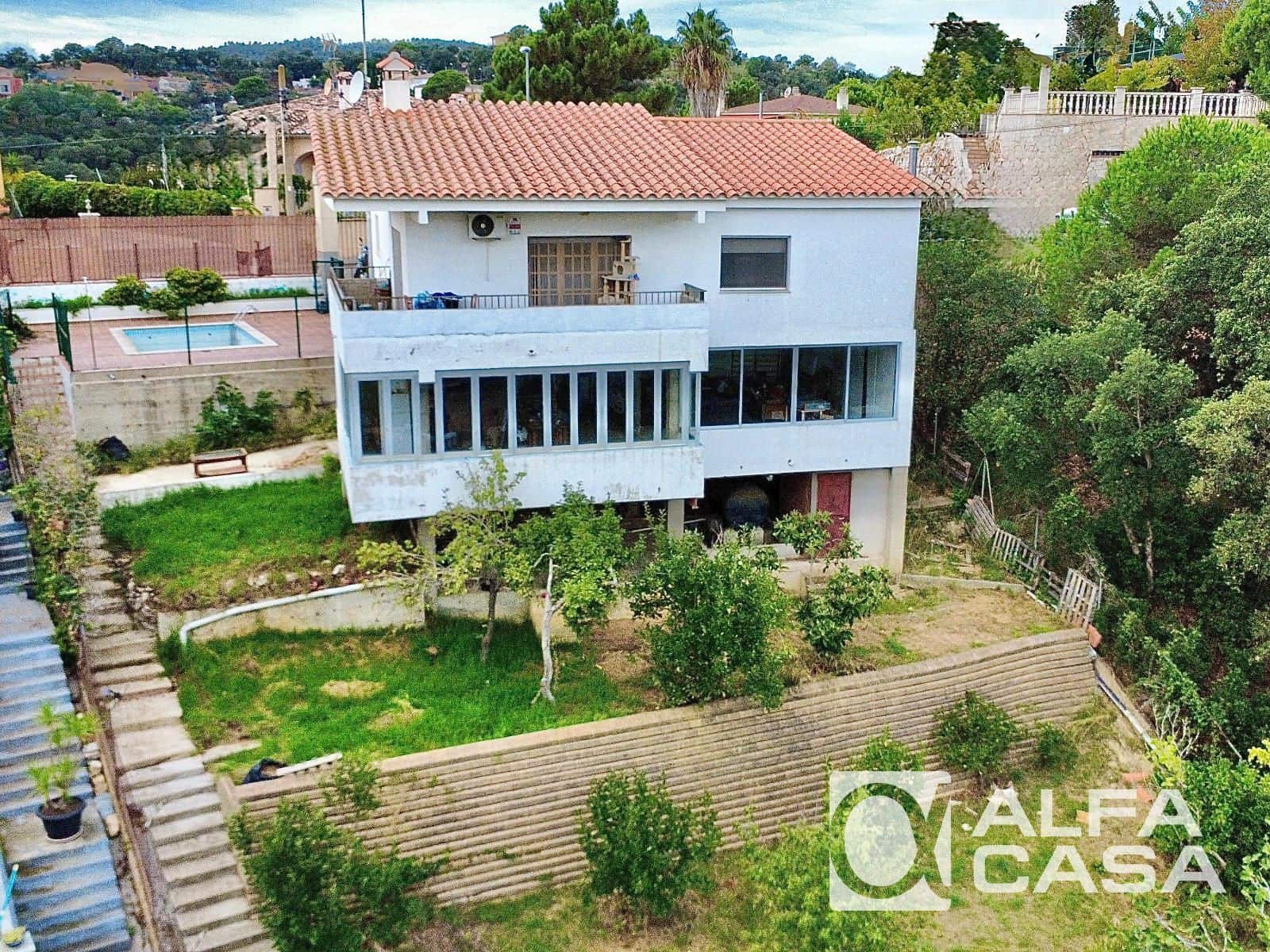 3 bedroom Villa for sale in Lloret de Mar with pool garage - € 297,000 (Ref: 9385810)