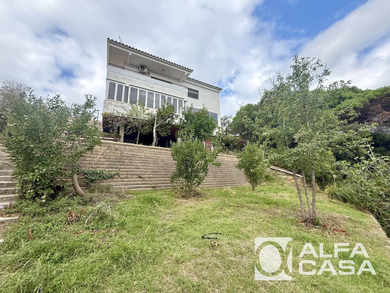 3 bedroom Villa for sale in Lloret de Mar with pool garage - € 297,000 (Ref: 9385810)