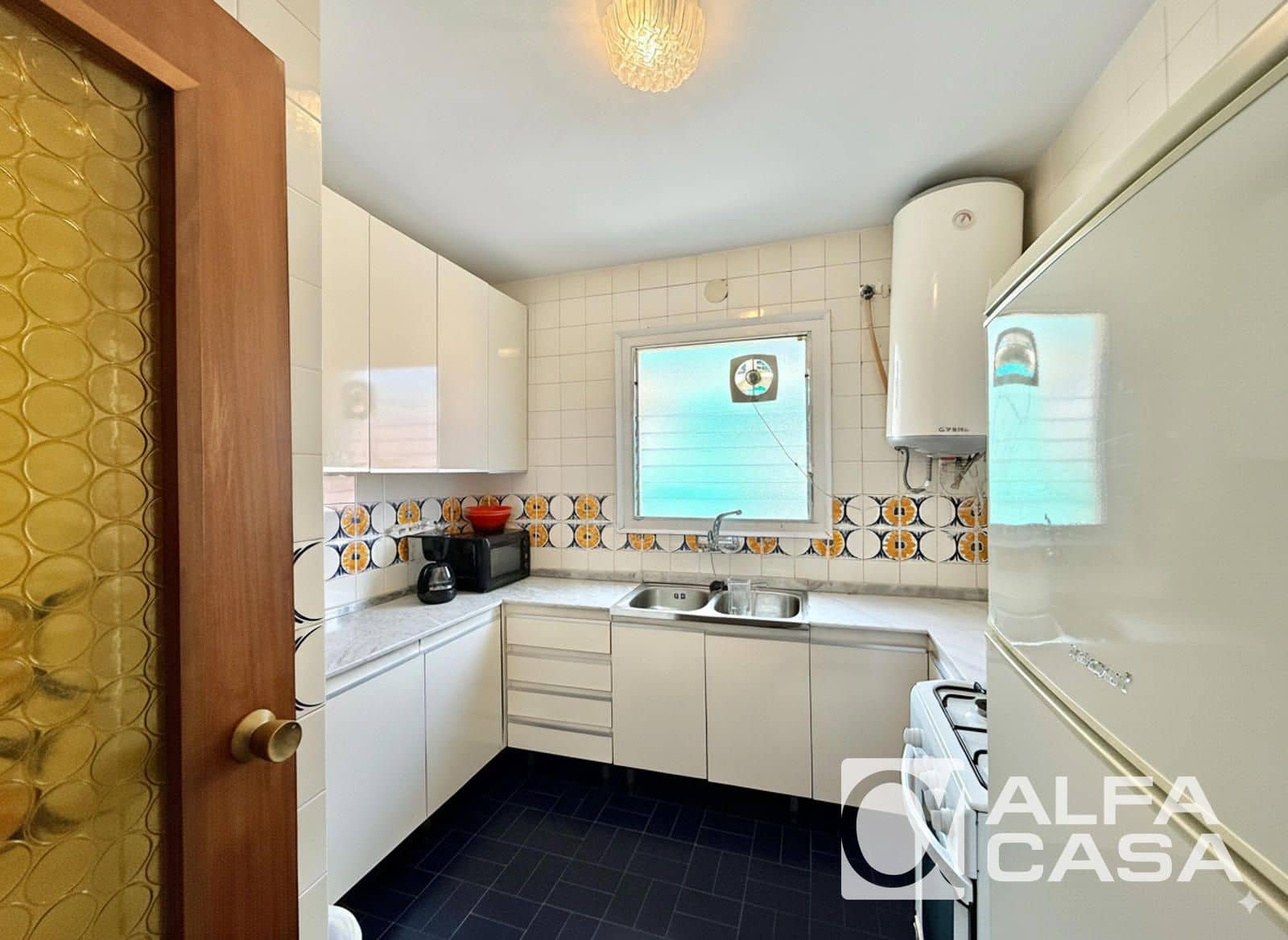 2 makuuhuone Asunto myytävänä paikassa Lloret de Mar mukana uima-altaan - 245 000 € (Ref: 9385811)