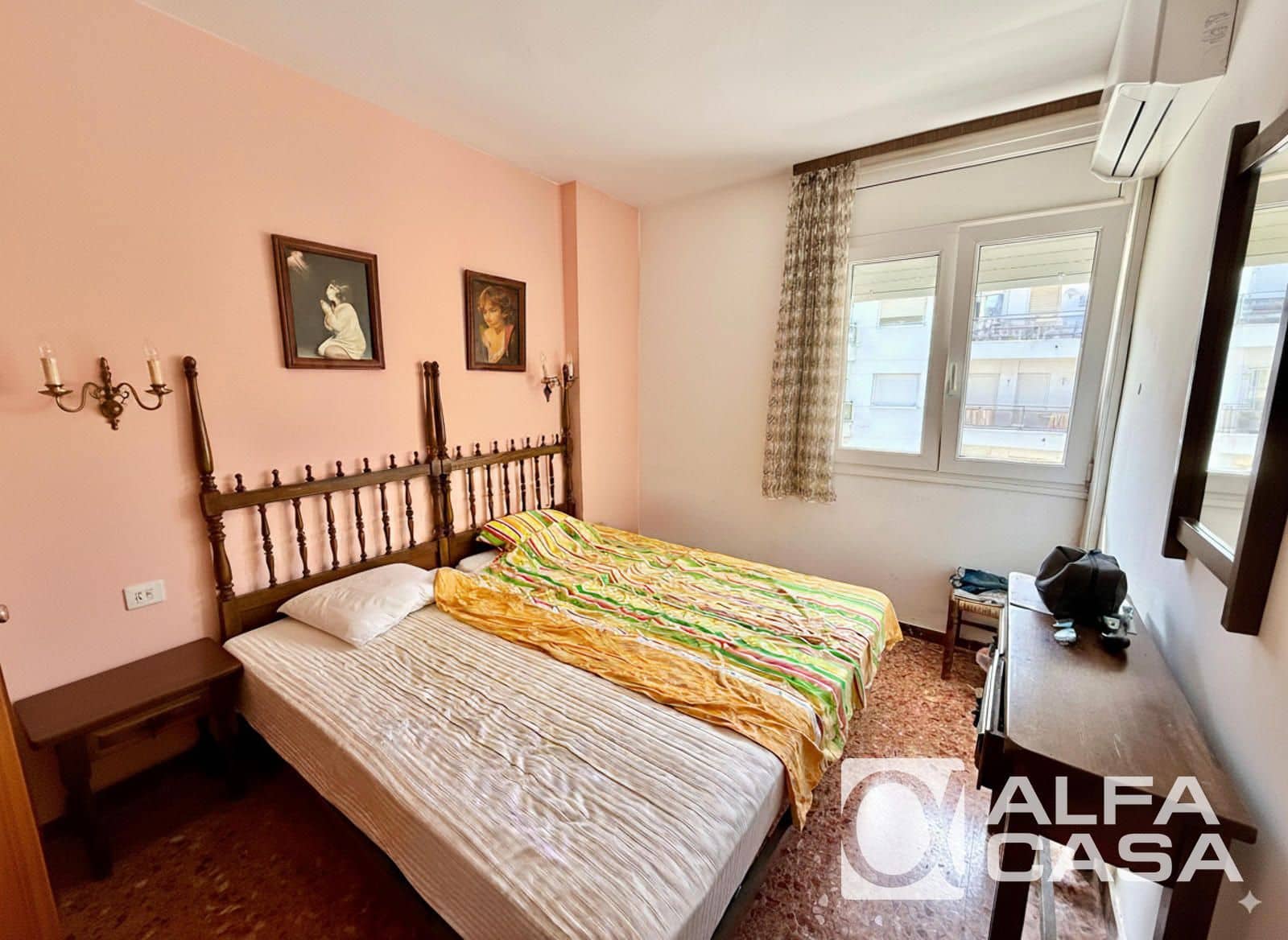 2 makuuhuone Asunto myytävänä paikassa Lloret de Mar mukana uima-altaan - 245 000 € (Ref: 9385811)