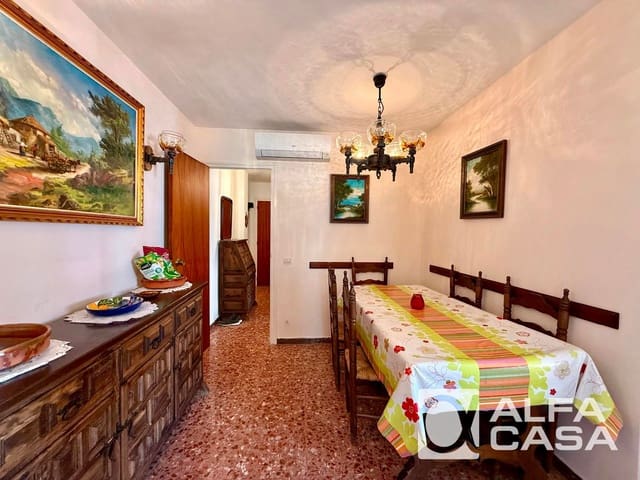 2 makuuhuone Asunto myytävänä paikassa Lloret de Mar mukana uima-altaan - 245 000 € (Ref: 9385811)