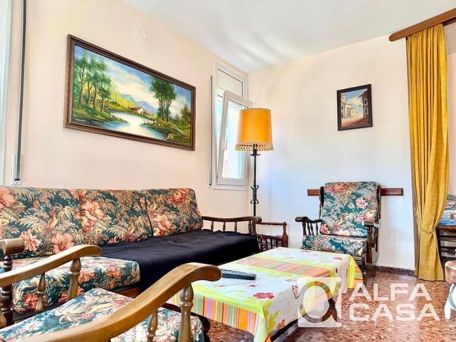 2 makuuhuone Asunto myytävänä paikassa Lloret de Mar mukana uima-altaan - 245 000 € (Ref: 9385811)