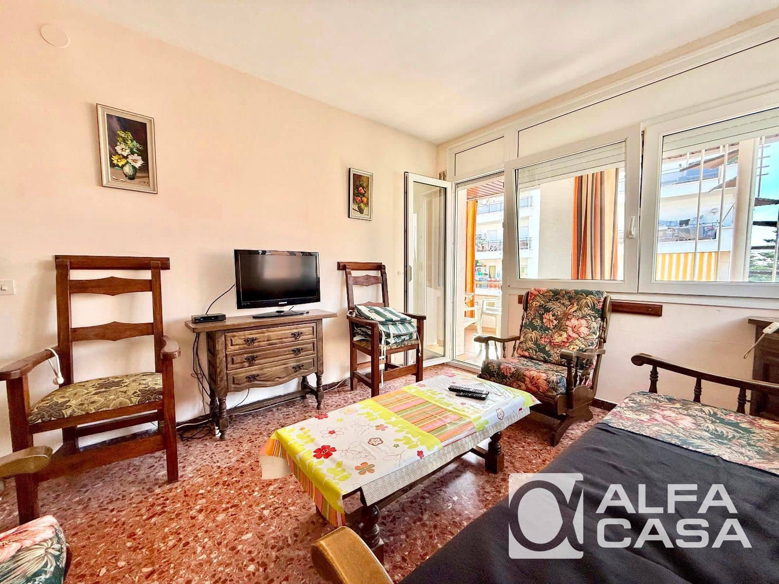 2 makuuhuone Asunto myytävänä paikassa Lloret de Mar mukana uima-altaan - 245 000 € (Ref: 9385811)