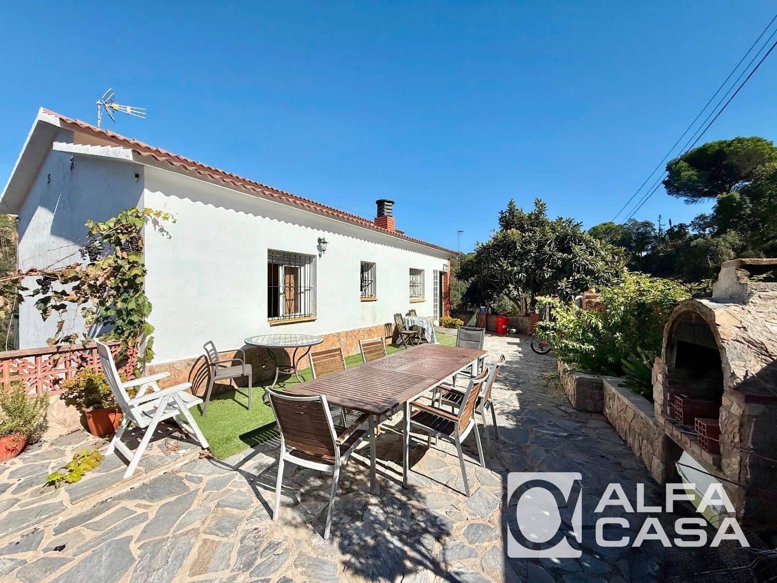 4 chambre Villa/Maison à vendre à Lloret de Mar avec garage - 225 000 € (Ref: 9385812)