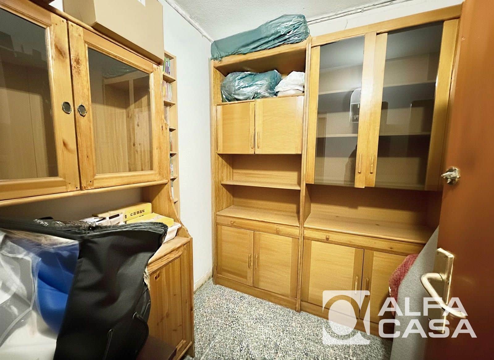 Villa for sale in Lloret de Mar with pool garage - € 385,000 (Ref: 9385813)