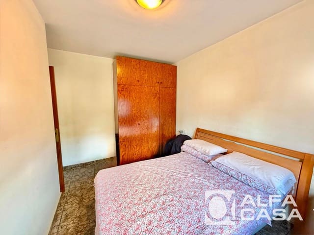 Chalet en Lloret de Mar en venta con piscina garaje - 385.000 € (Ref: 9385813)