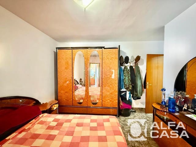 Chalet en Lloret de Mar en venta con piscina garaje - 385.000 € (Ref: 9385813)