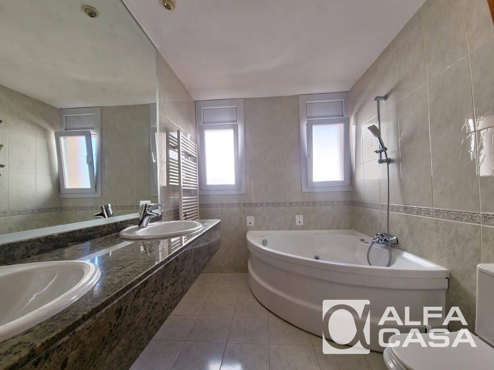 2 soveværelse Lejlighed til salg i Lloret de Mar - € 239.000 (Ref: 9385814)