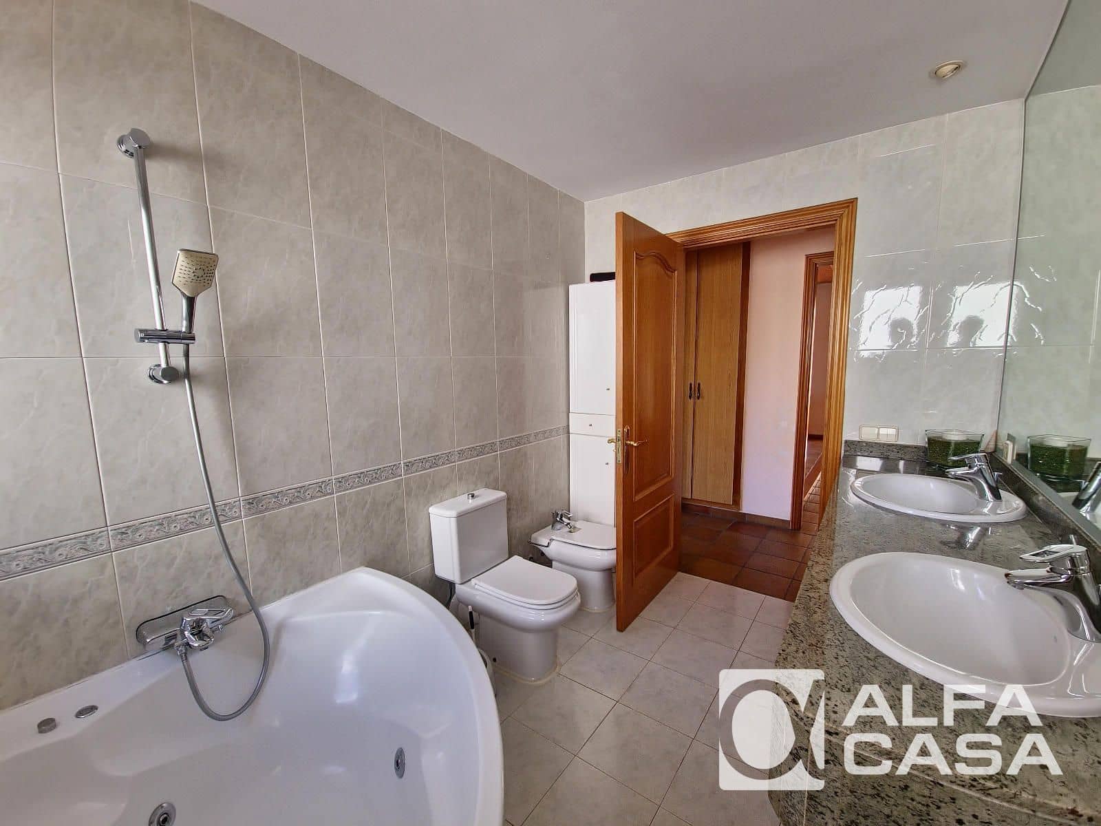 2 soveværelse Lejlighed til salg i Lloret de Mar - € 239.000 (Ref: 9385814)