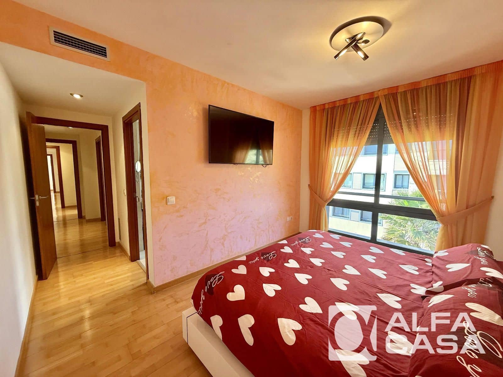 5 bedroom Flat for sale in Lloret de Mar with pool garage - € 670,000 (Ref: 9385816)