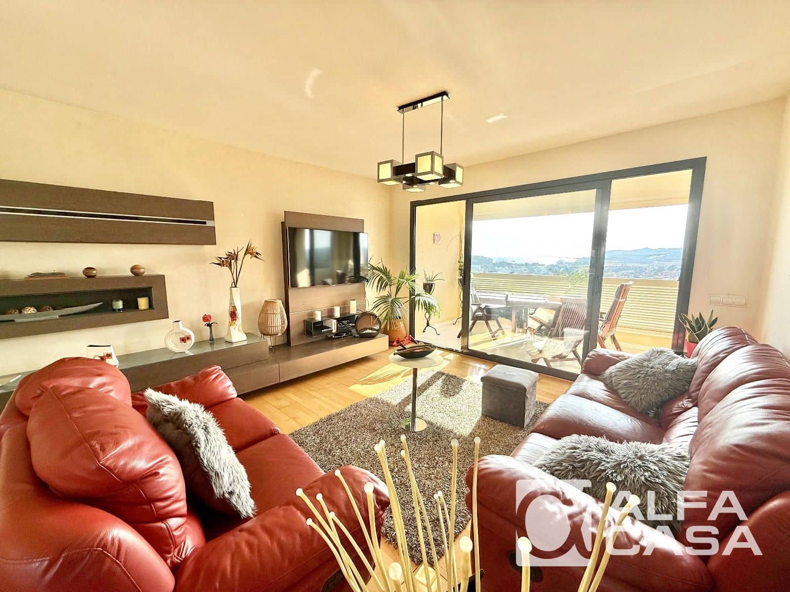 5 bedroom Flat for sale in Lloret de Mar with pool garage - € 670,000 (Ref: 9385816)