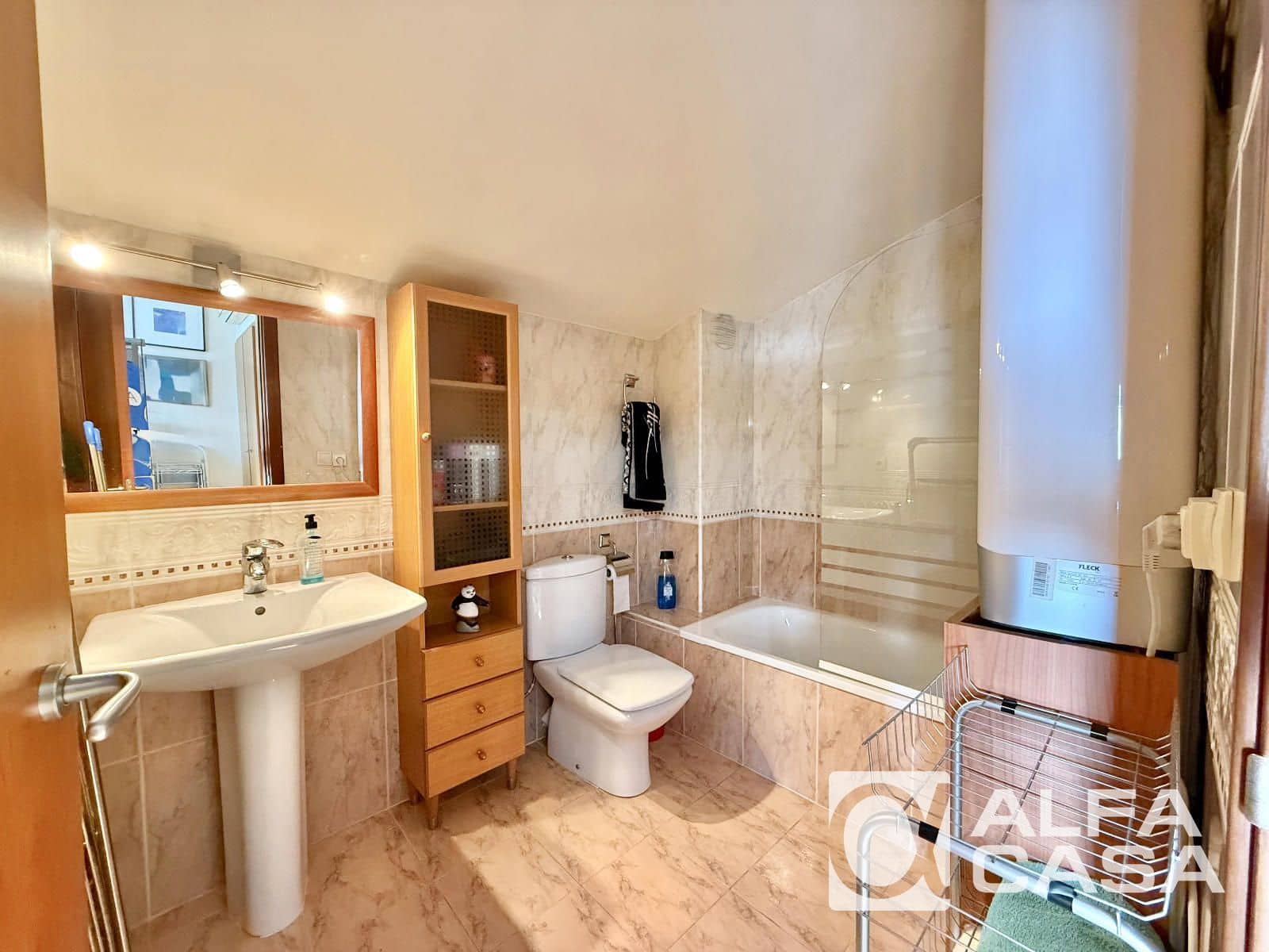 5 bedroom Flat for sale in Lloret de Mar with pool garage - € 670,000 (Ref: 9385816)