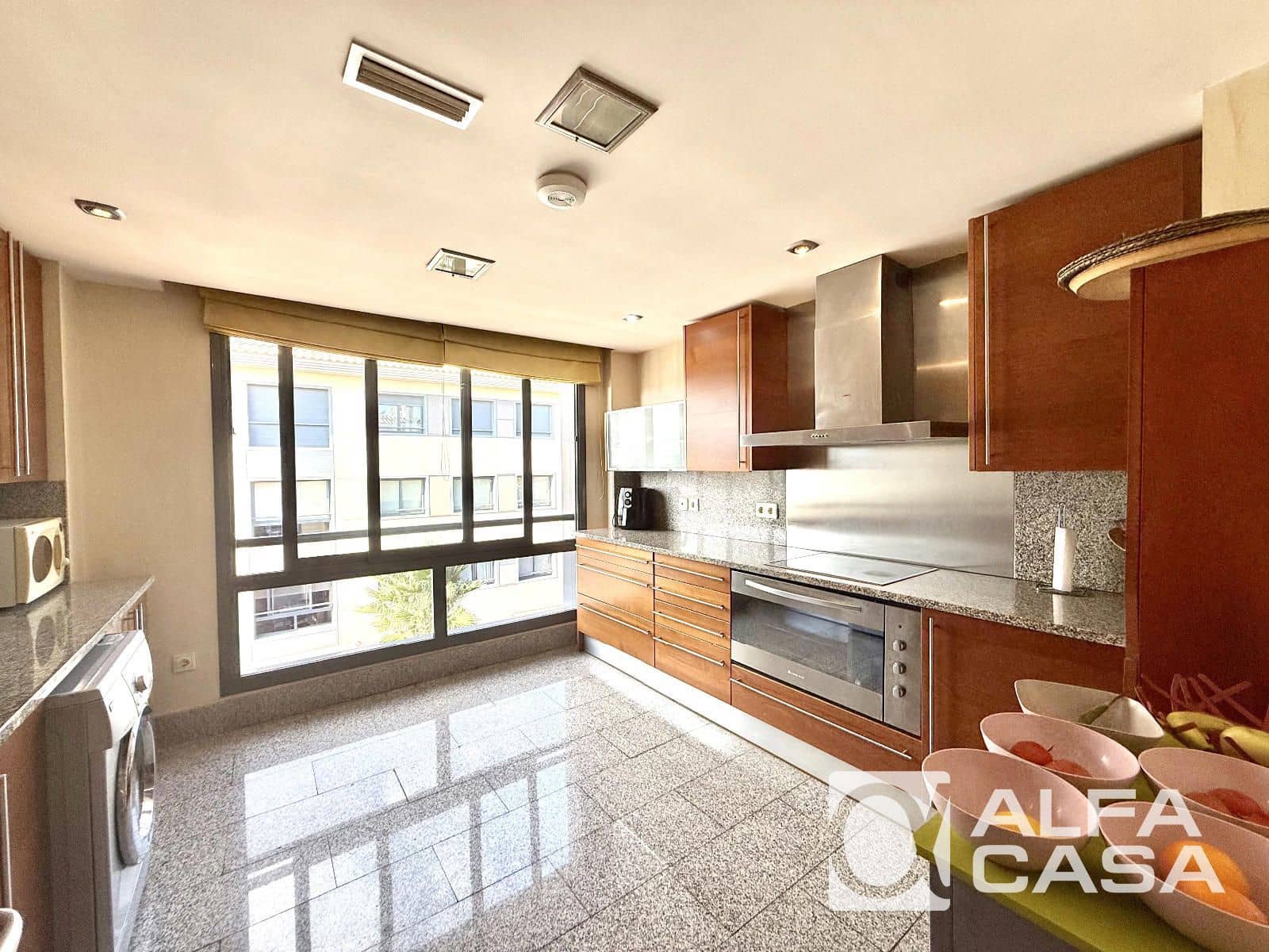 5 bedroom Flat for sale in Lloret de Mar with pool garage - € 670,000 (Ref: 9385816)