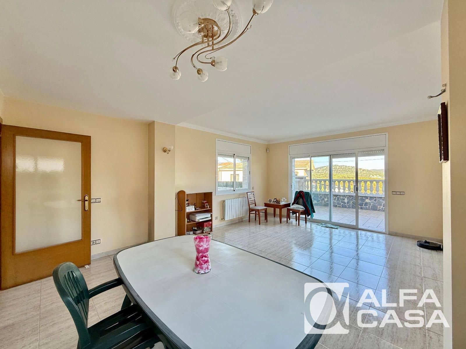 4 bedroom Villa for sale in Lloret de Mar with pool garage - € 789,000 (Ref: 9385818)