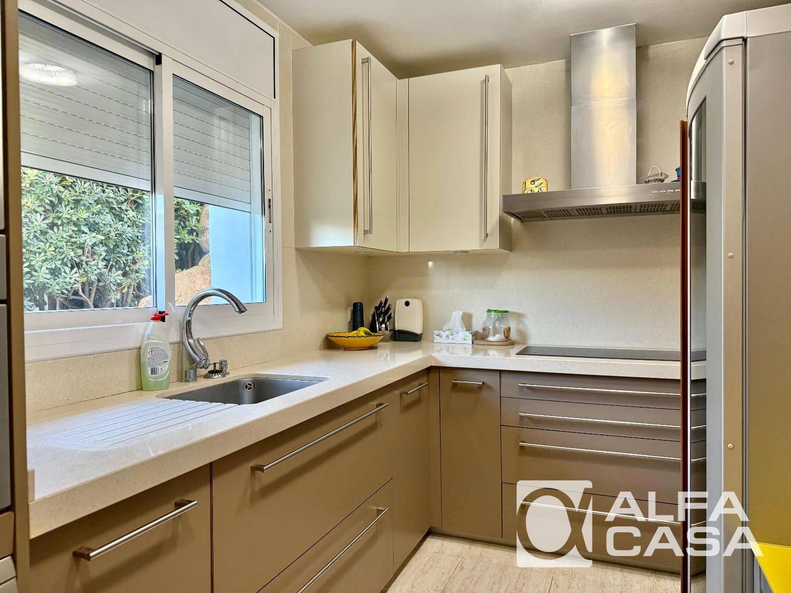 4 bedroom Villa for sale in Lloret de Mar with pool garage - € 789,000 (Ref: 9385818)