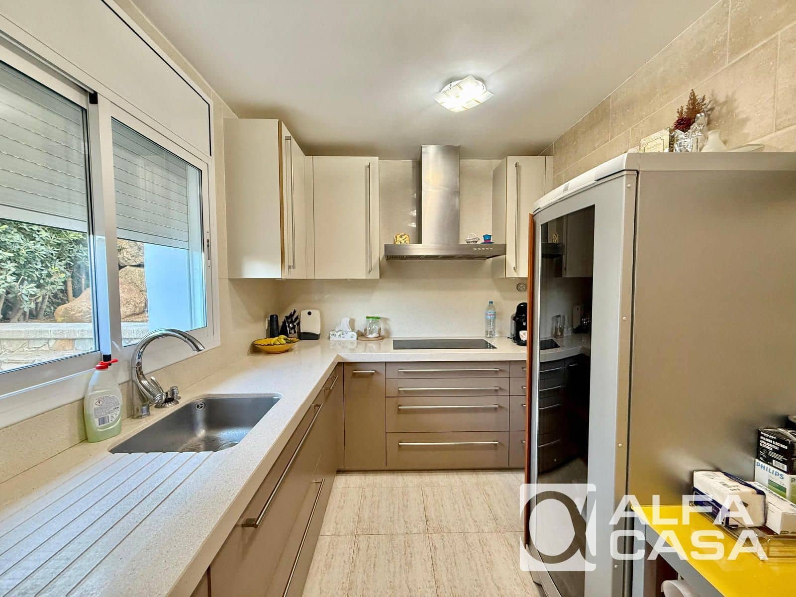 4 bedroom Villa for sale in Lloret de Mar with pool garage - € 789,000 (Ref: 9385818)