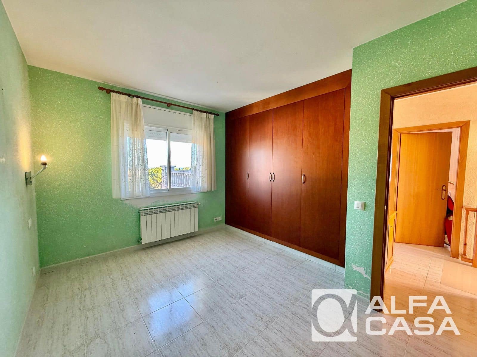 4 bedroom Villa for sale in Lloret de Mar with pool garage - € 789,000 (Ref: 9385818)