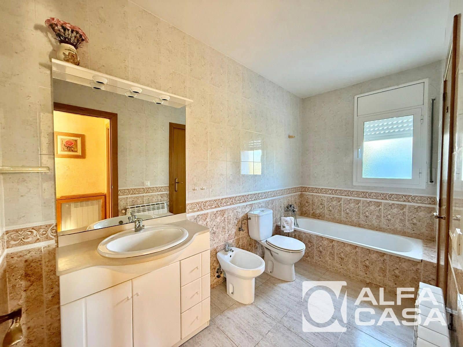 4 bedroom Villa for sale in Lloret de Mar with pool garage - € 789,000 (Ref: 9385818)