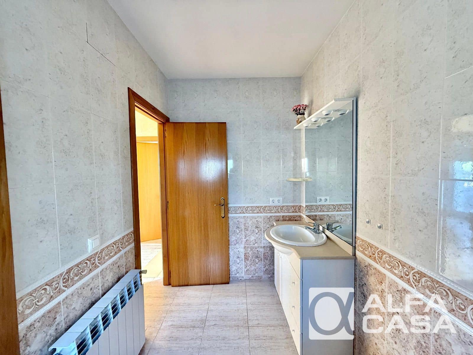 4 bedroom Villa for sale in Lloret de Mar with pool garage - € 789,000 (Ref: 9385818)