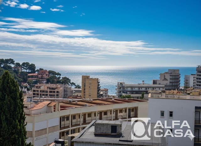 1 soveværelse Lejlighed til salg i Lloret de Mar med swimmingpool garage - € 165.000 (Ref: 9385819)