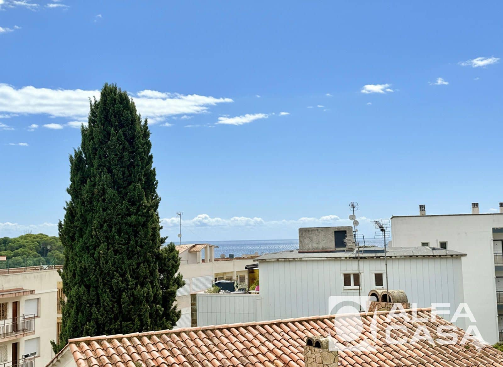 1 soveværelse Lejlighed til salg i Lloret de Mar med swimmingpool garage - € 165.000 (Ref: 9385819)