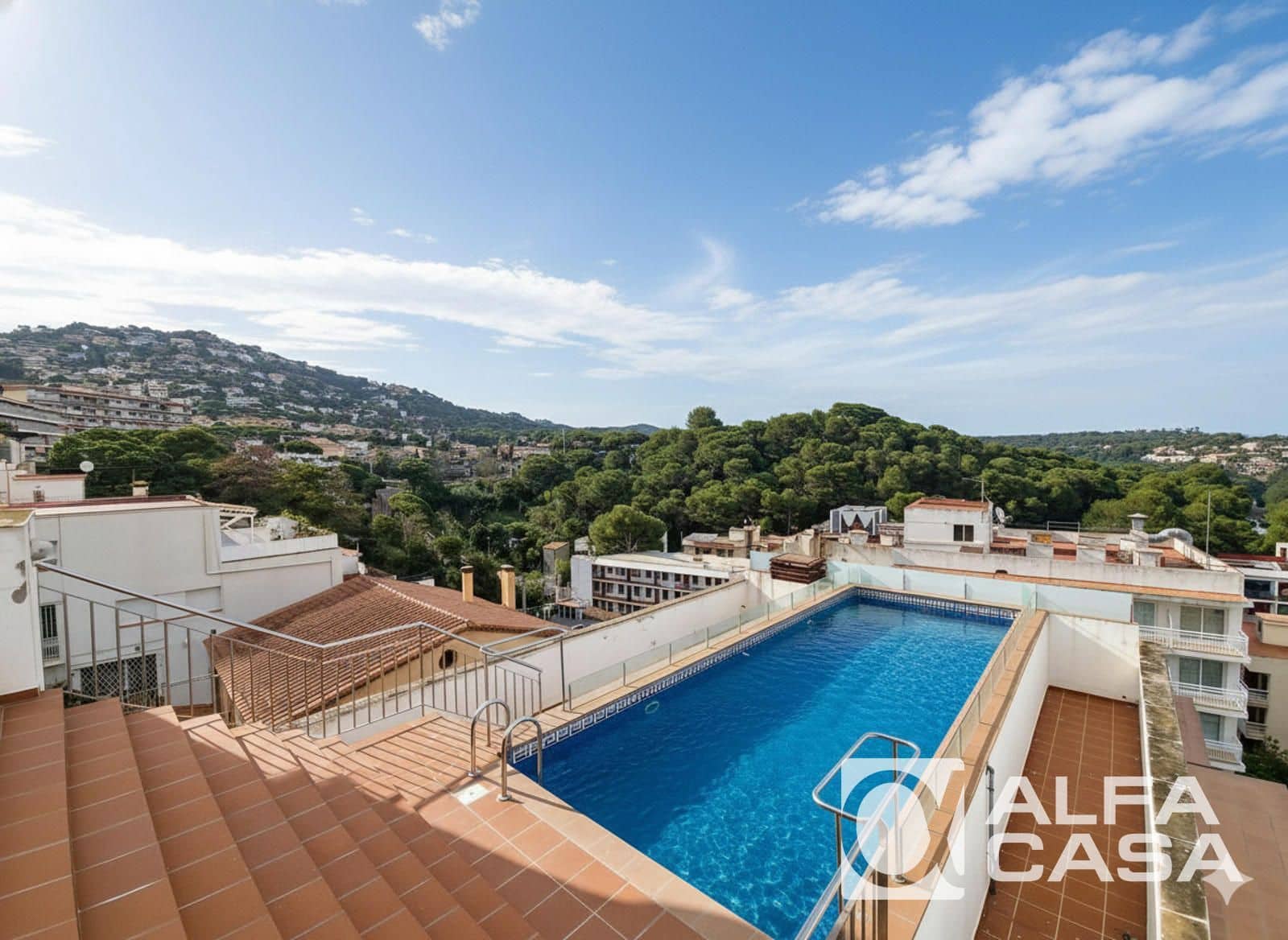 1 soveværelse Lejlighed til salg i Lloret de Mar med swimmingpool garage - € 165.000 (Ref: 9385819)