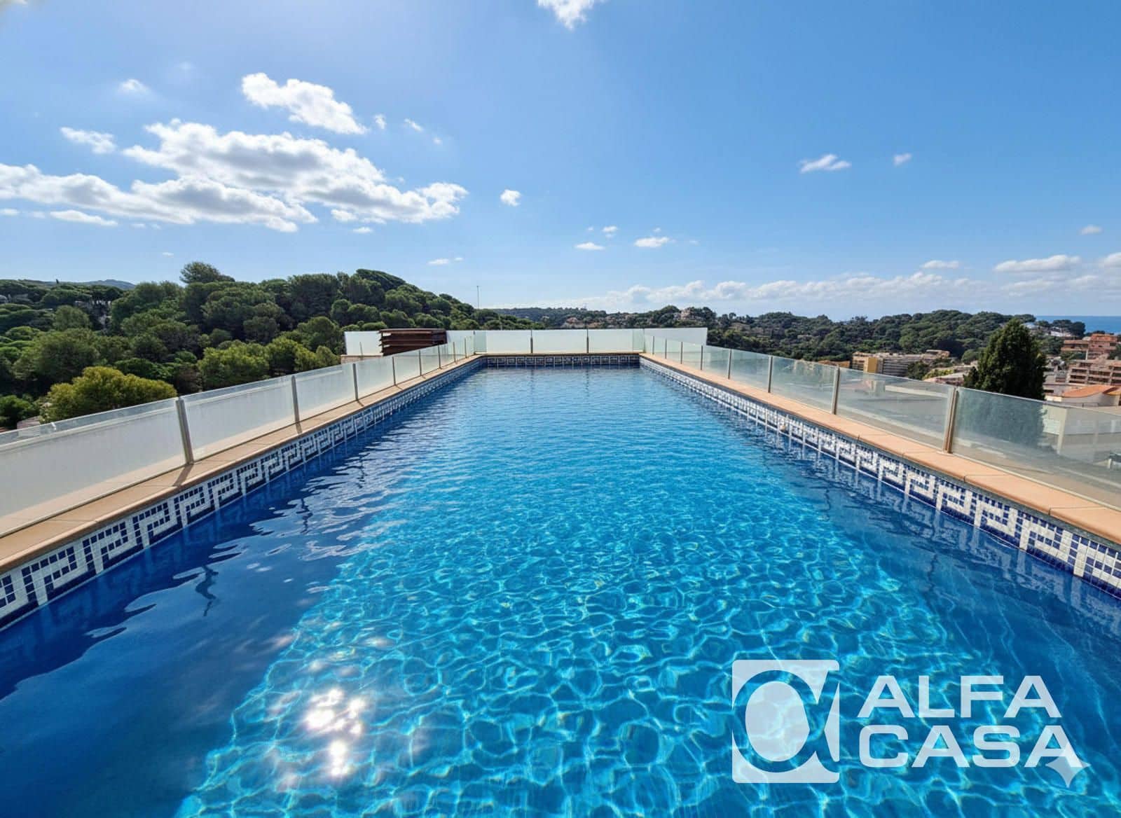 1 soveværelse Lejlighed til salg i Lloret de Mar med swimmingpool garage - € 165.000 (Ref: 9385819)