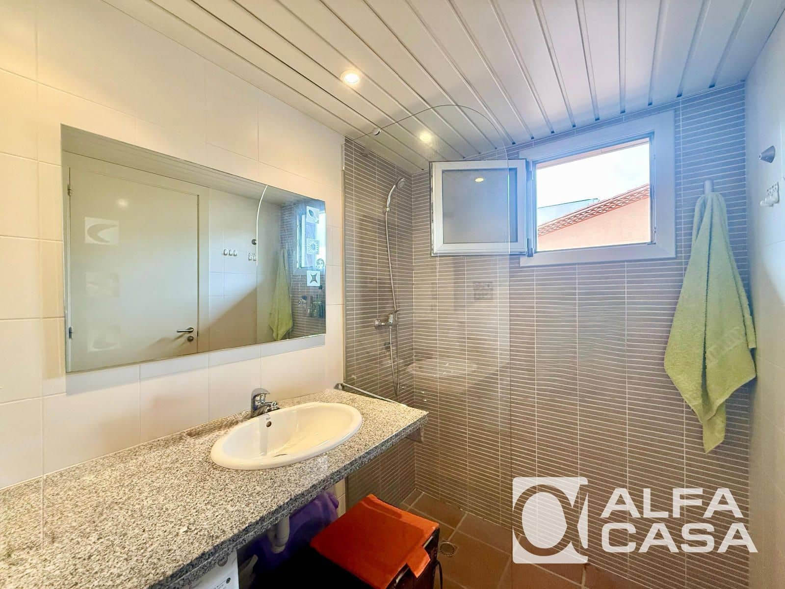 1 soveværelse Lejlighed til salg i Lloret de Mar med swimmingpool garage - € 165.000 (Ref: 9385819)