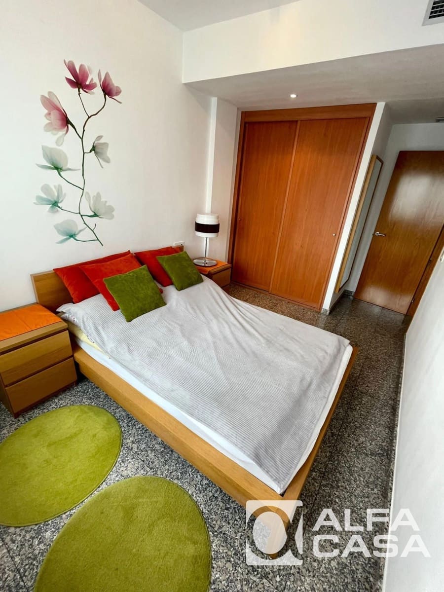 2 makuuhuone Asunto myytävänä paikassa Lloret de Mar mukana uima-altaan - 220 000 € (Ref: 9385820)