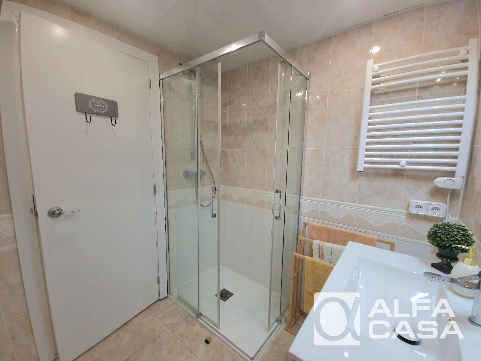 3 makuuhuone Asunto myytävänä paikassa Lloret de Mar - 215 000 € (Ref: 9385821)