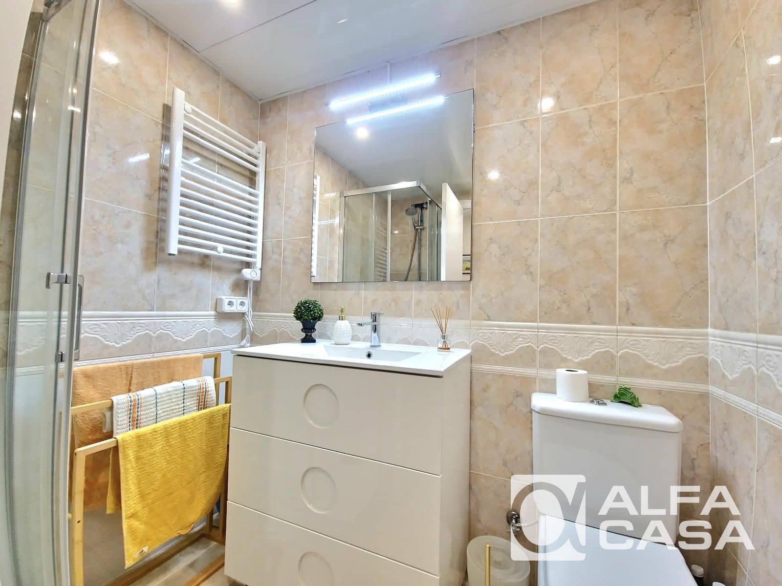 3 makuuhuone Asunto myytävänä paikassa Lloret de Mar - 215 000 € (Ref: 9385821)