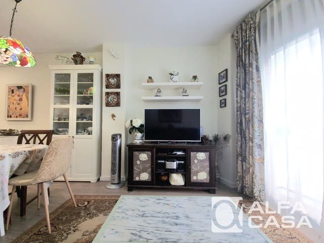 Piso de 3 habitaciones en Lloret de Mar en venta - 215.000 € (Ref: 9385821)