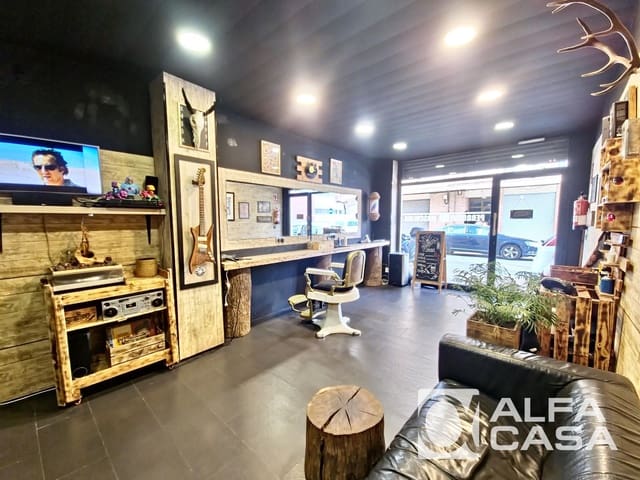 Commercial for sale in Lloret de Mar - € 69,000 (Ref: 9385822)