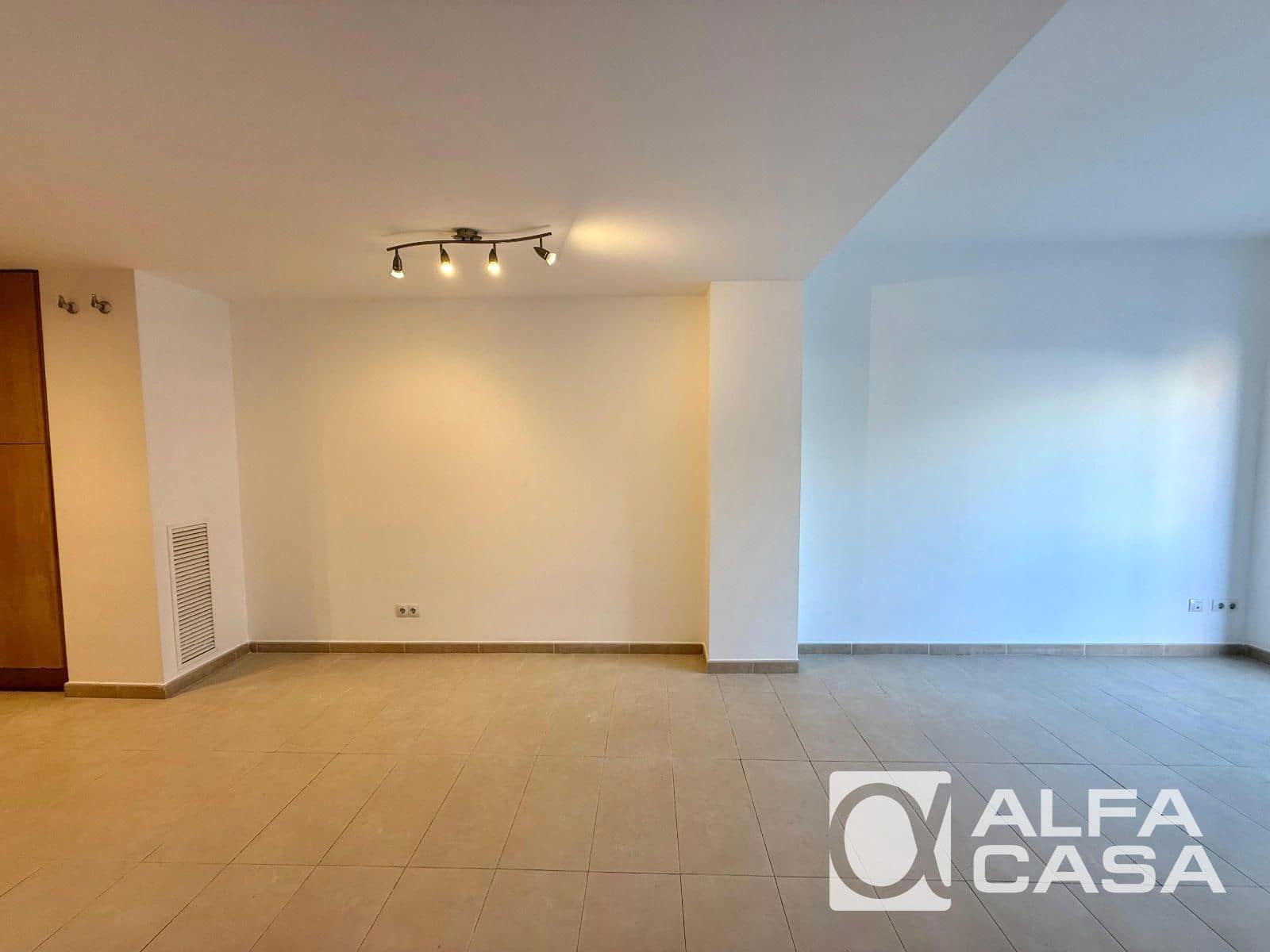 Piso de 3 habitaciones en Lloret de Mar en venta - 335.000 € (Ref: 9385823)
