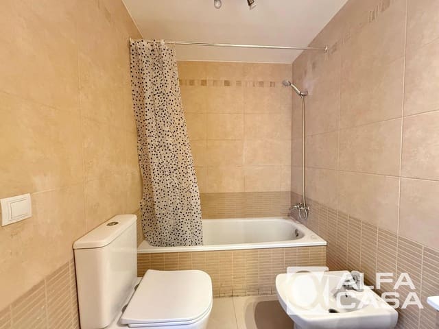 Piso de 3 habitaciones en Lloret de Mar en venta - 335.000 € (Ref: 9385823)