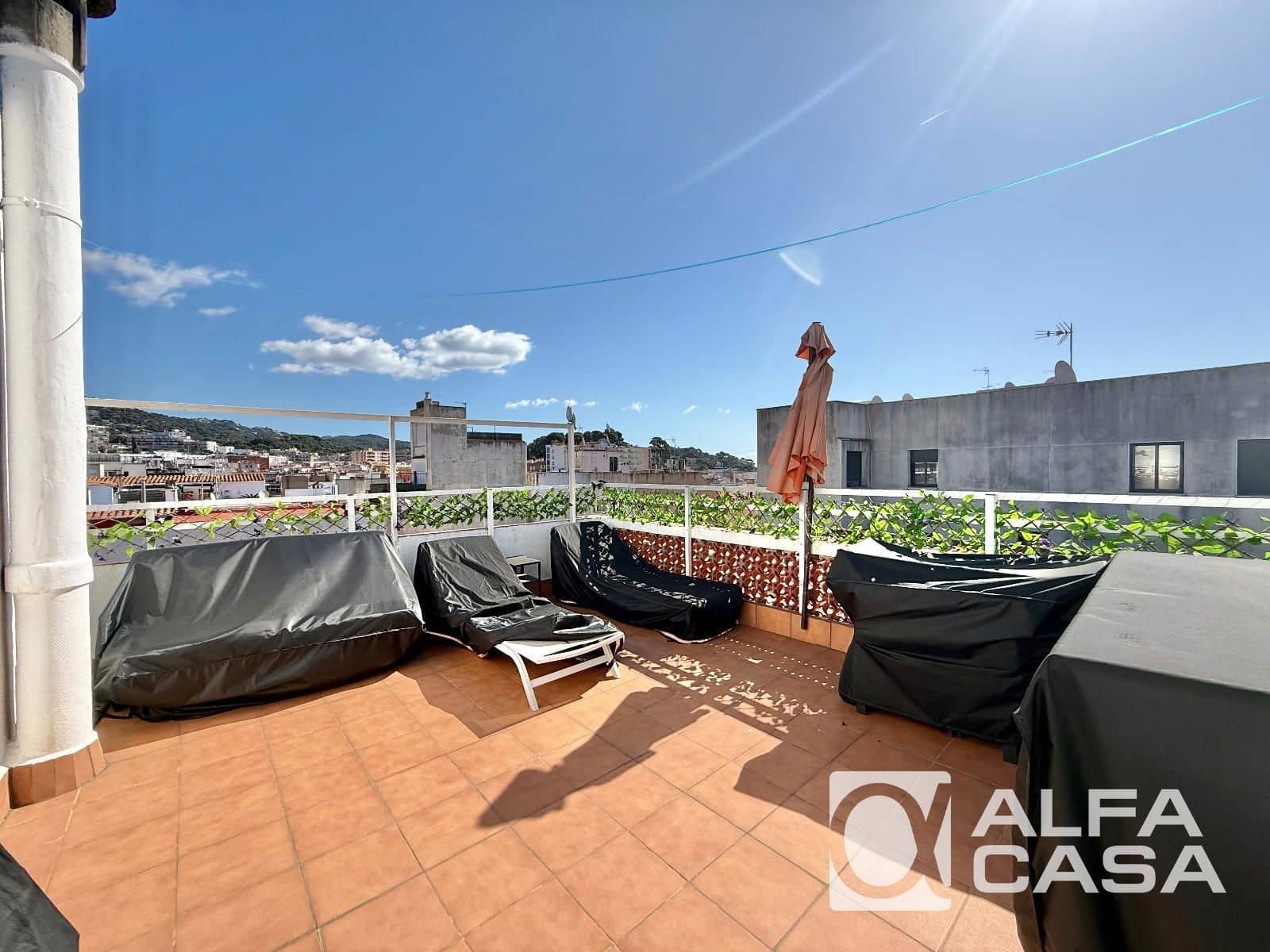 1 bedroom Flat for sale in Lloret de Mar - € 115,000 (Ref: 9385825)