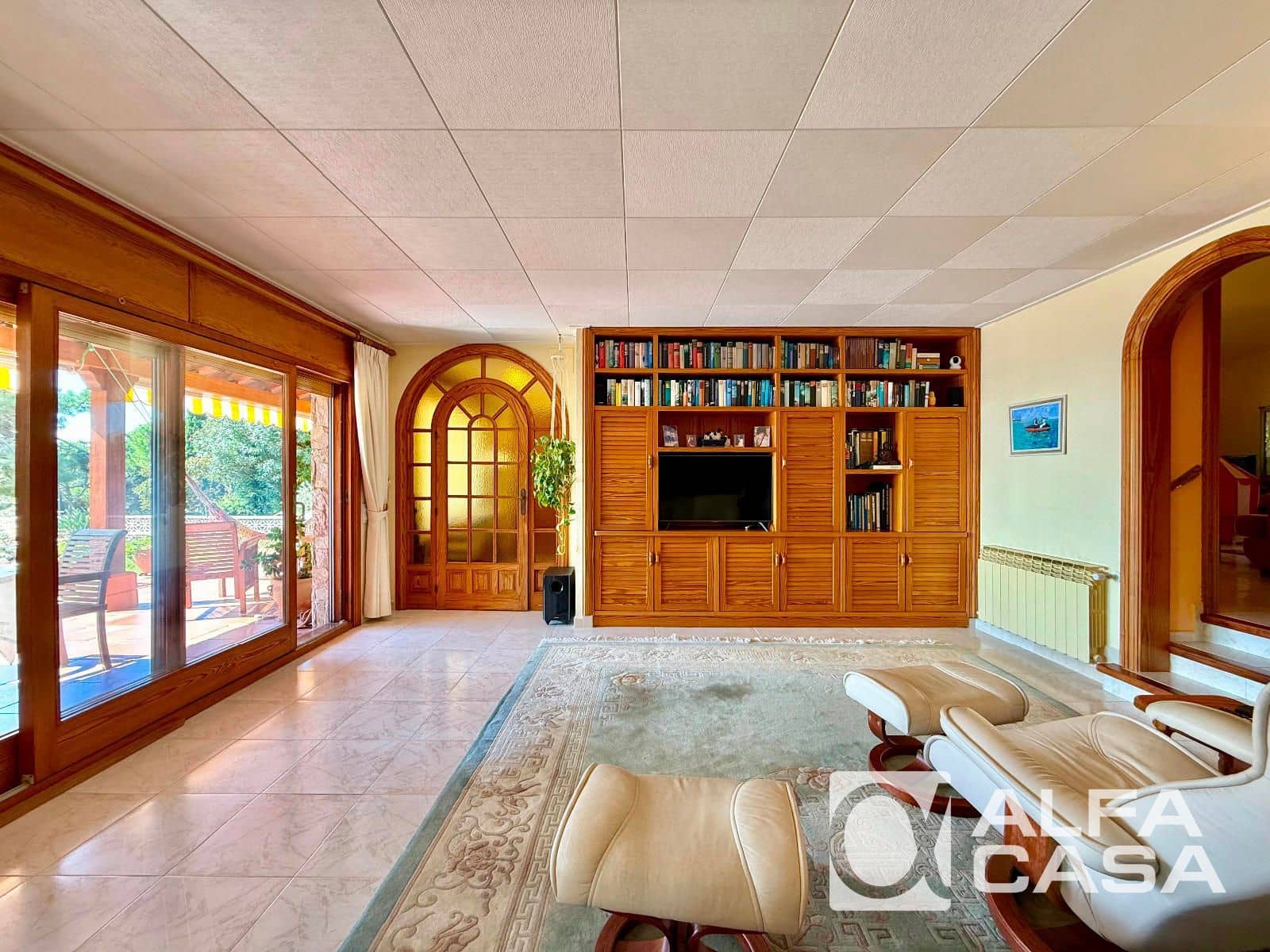 4 bedroom Villa for sale in Lloret de Mar with pool garage - € 1,890,000 (Ref: 9385826)