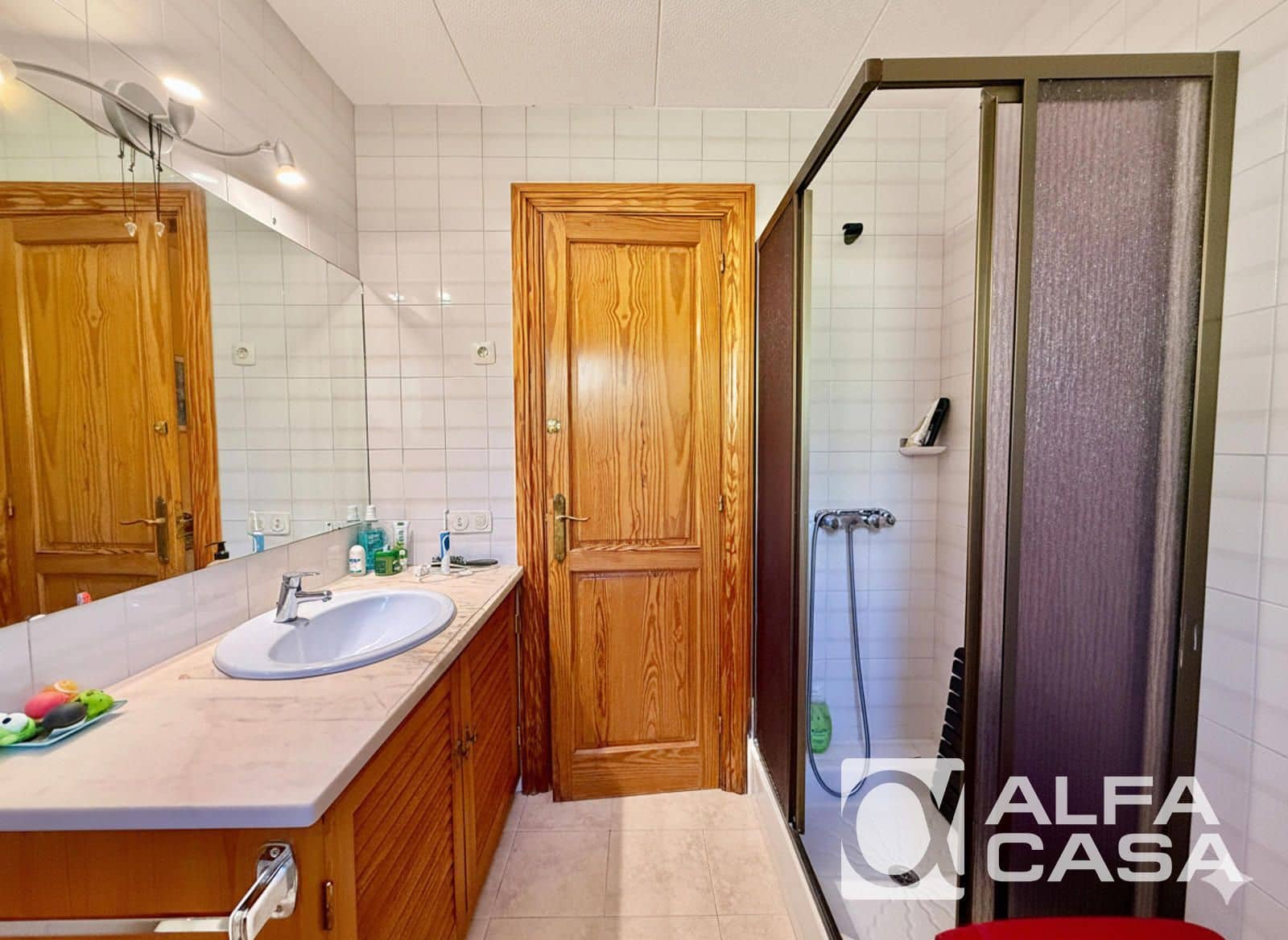 4 bedroom Villa for sale in Lloret de Mar with pool garage - € 1,890,000 (Ref: 9385826)