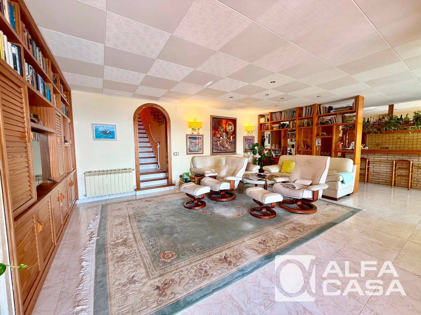 4 bedroom Villa for sale in Lloret de Mar with pool garage - € 1,890,000 (Ref: 9385826)