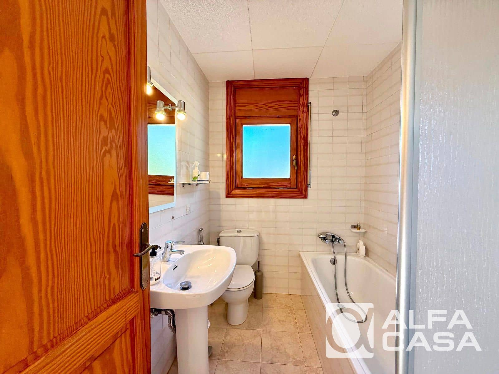 4 bedroom Villa for sale in Lloret de Mar with pool garage - € 1,890,000 (Ref: 9385826)