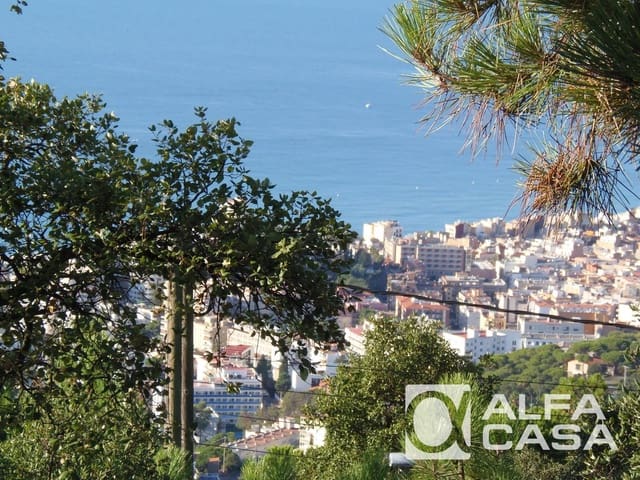 Tomt till salu i Lloret de Mar - 250 000 € (Ref: 9385827)