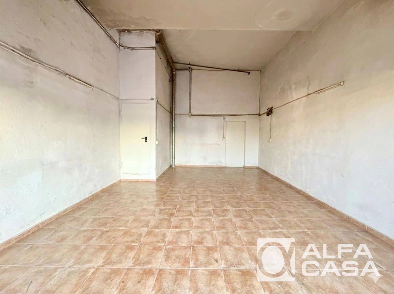 4 bedroom Villa for sale in Lloret de Mar with garage - € 299,000 (Ref: 9385832)